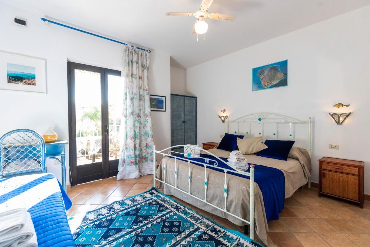 Villa Basilio Accommodation Ricadi Exteriér fotografie