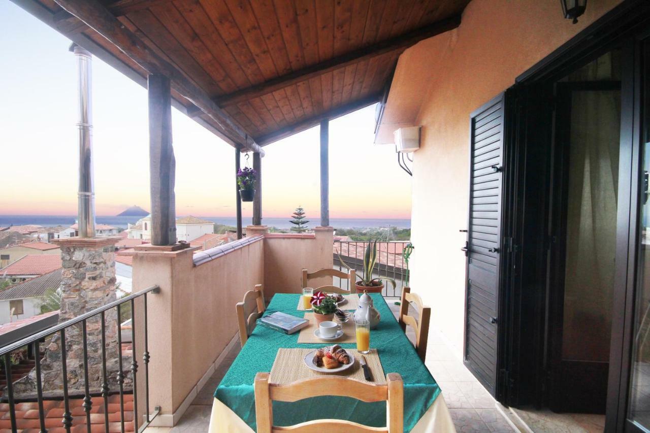 Villa Basilio Accommodation Ricadi Exteriér fotografie